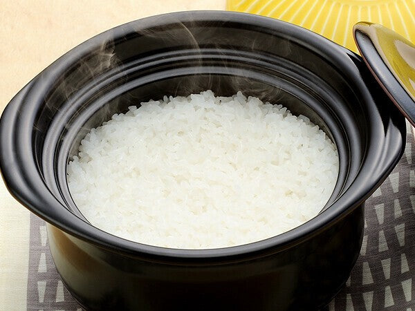 Chrysanthemum rice pot with blue glaze