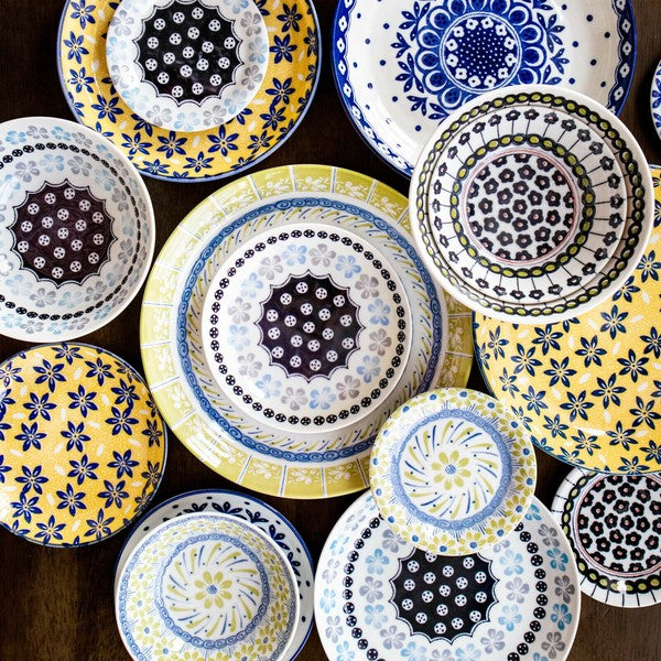 Pottery Field Set of 8 Small Plates in Wooden Box