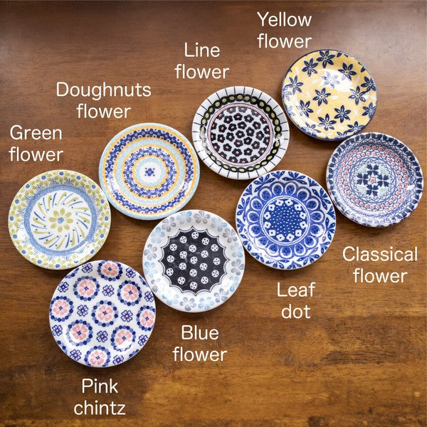 Pottery Field Set of 8 Small Plates in Wooden Box