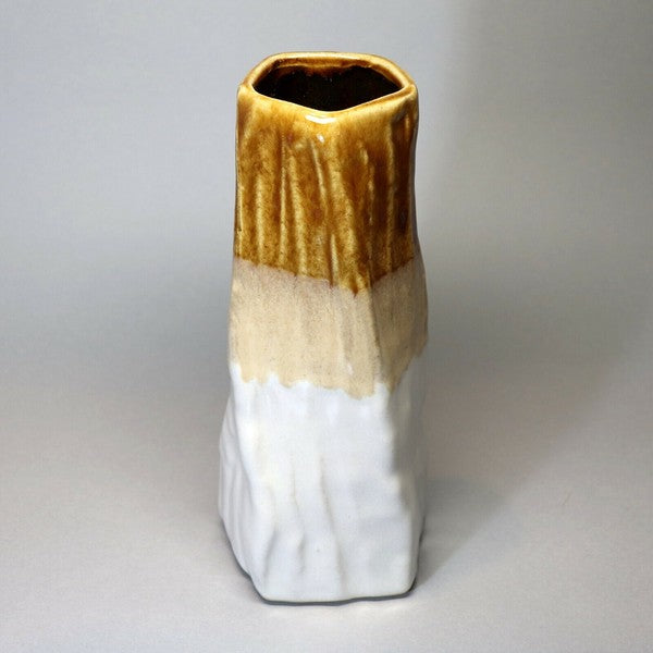 Mashiko ware vase, twisted pentagon, candy and white