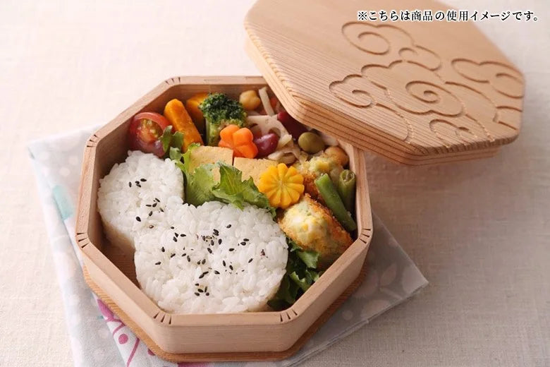 Octagonal 1-dan Bento Box with Cloud Patterns