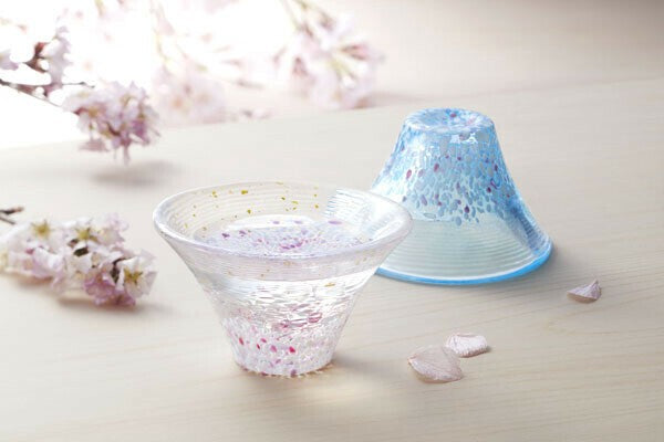 Good Luck Sakura Fuji Cold Sake Cup Set (Light & Clear Cherry Blossom)