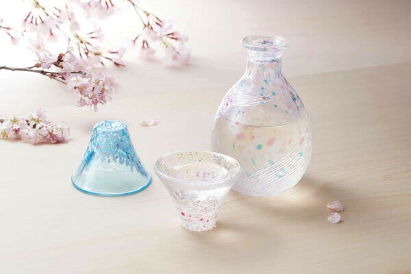 Lucky Sake Cup Sakura Fuji Set Tokuri & Cups for Sake Tasting