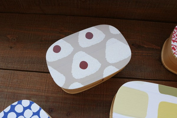 Bento box with rice balls and pickled plums 4 sizes